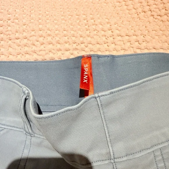 SPANX Light Blue High Waist Casual Shorts - Picture 4 of 4